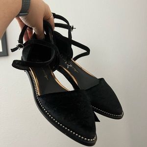 Free People FR x FP Vegan Leather Womens Size 7 Black Flats - never worn